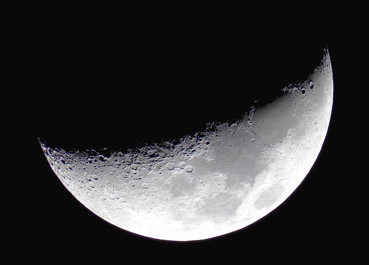 Lune, le 9 février 2011